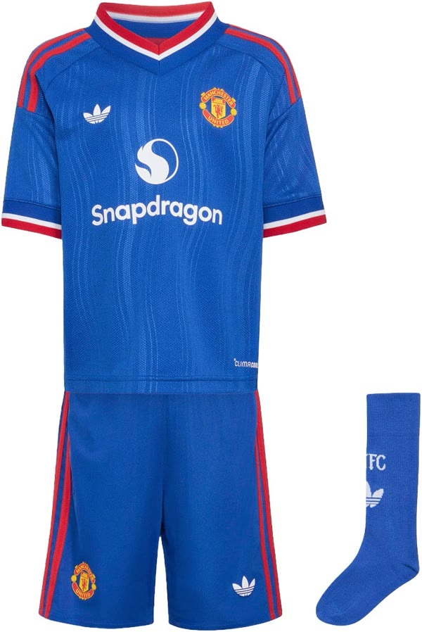 Manchester United 26/27 Udebanesæt — produktfoto fra Magasin